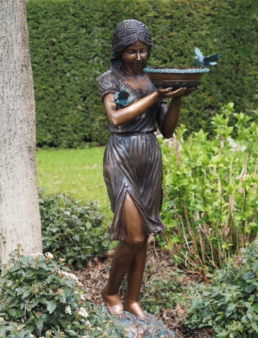 Statue Girl with water dish - Garden statue - Garden statues online? -  Flowerfeldt