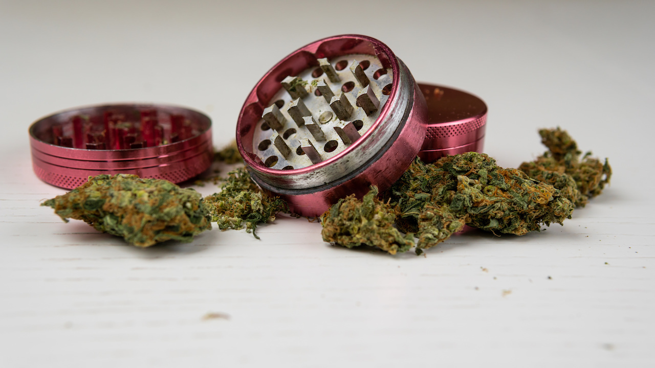 Grinder marihuana detail 9 foto de Stock