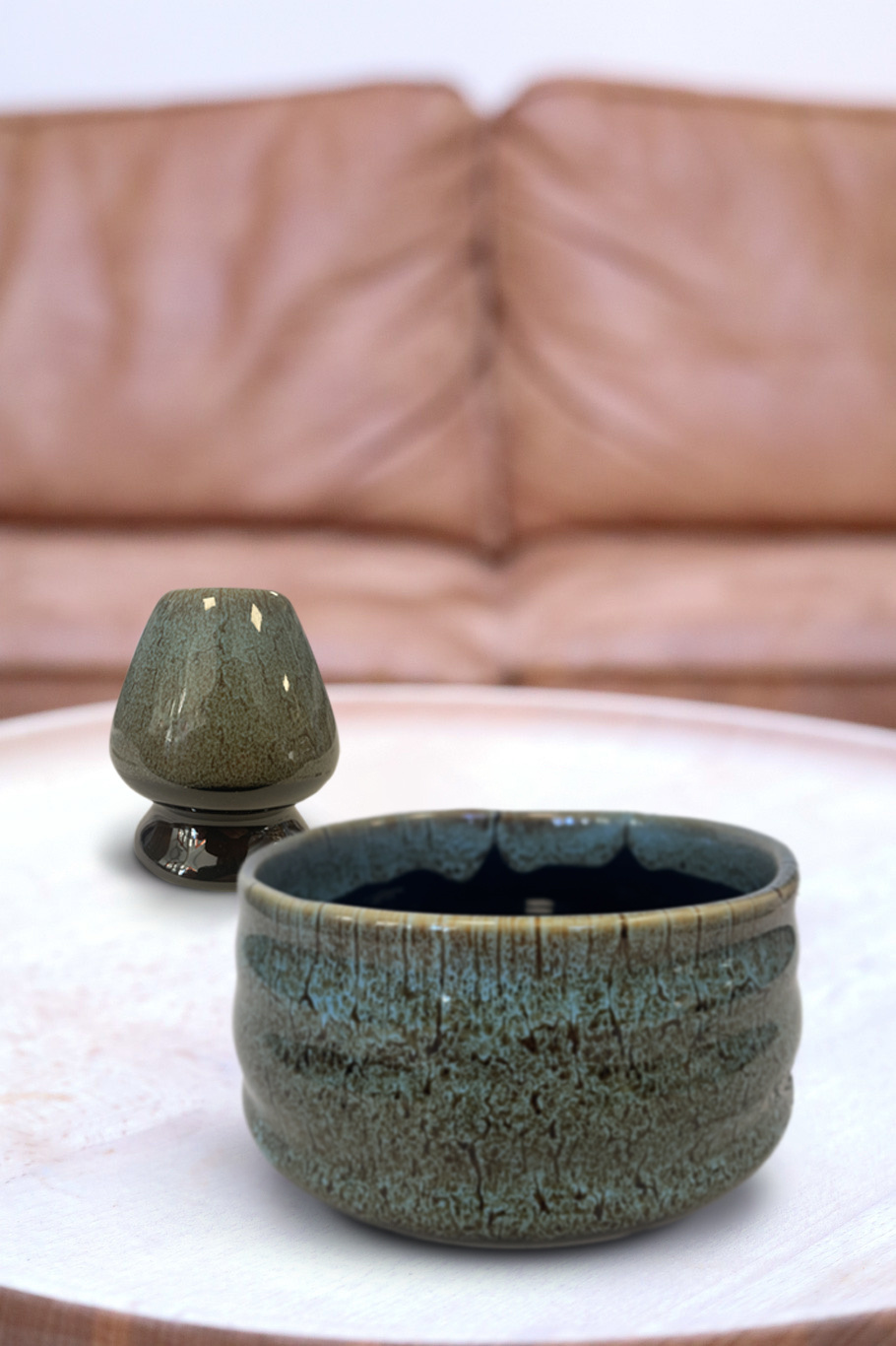 Matcha bowl & whisk holder - art shiny green/brown