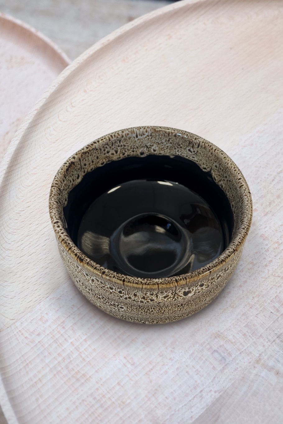 Matcha bowl & whisk holder - art shiny sand