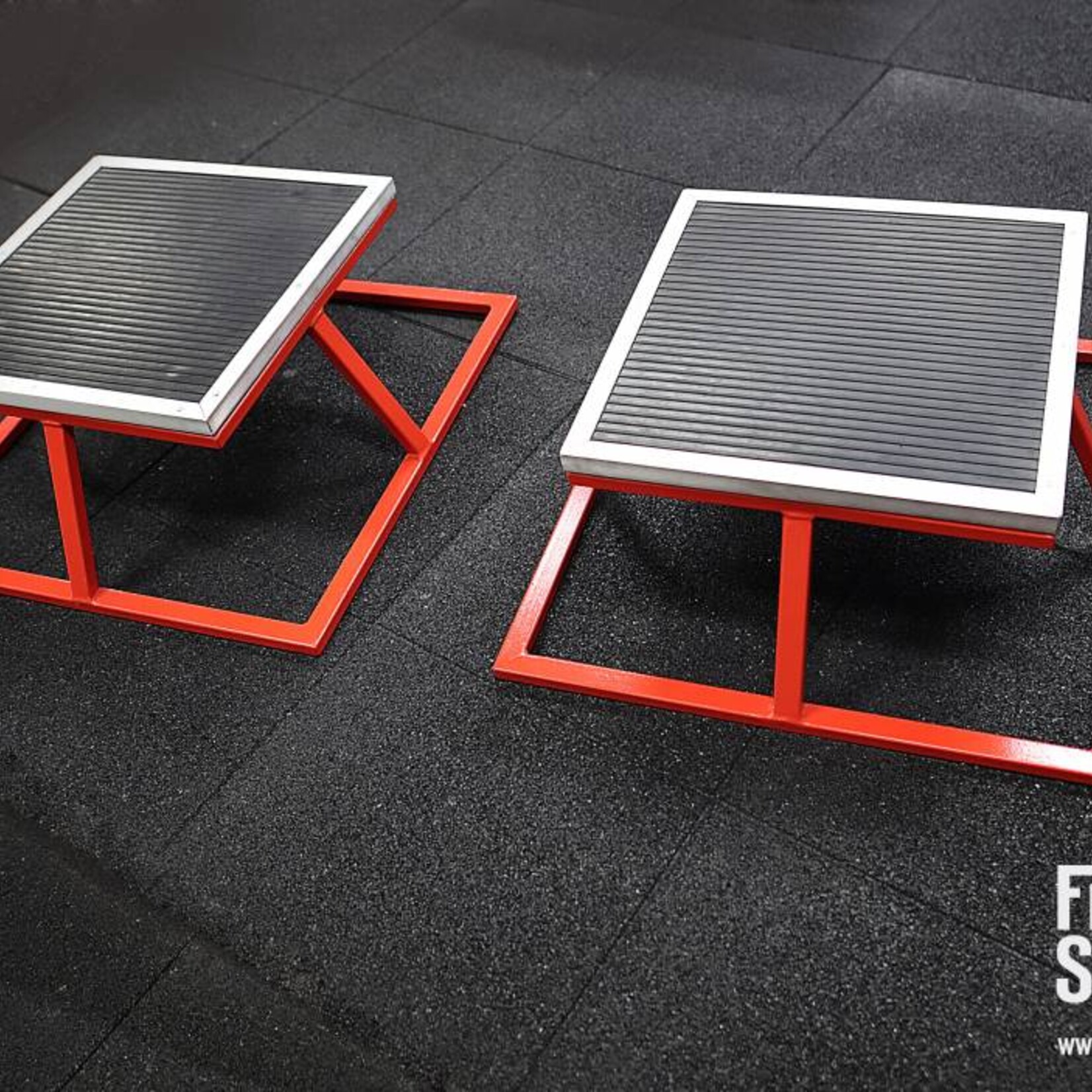 1x Plyometric Platform (04Z)