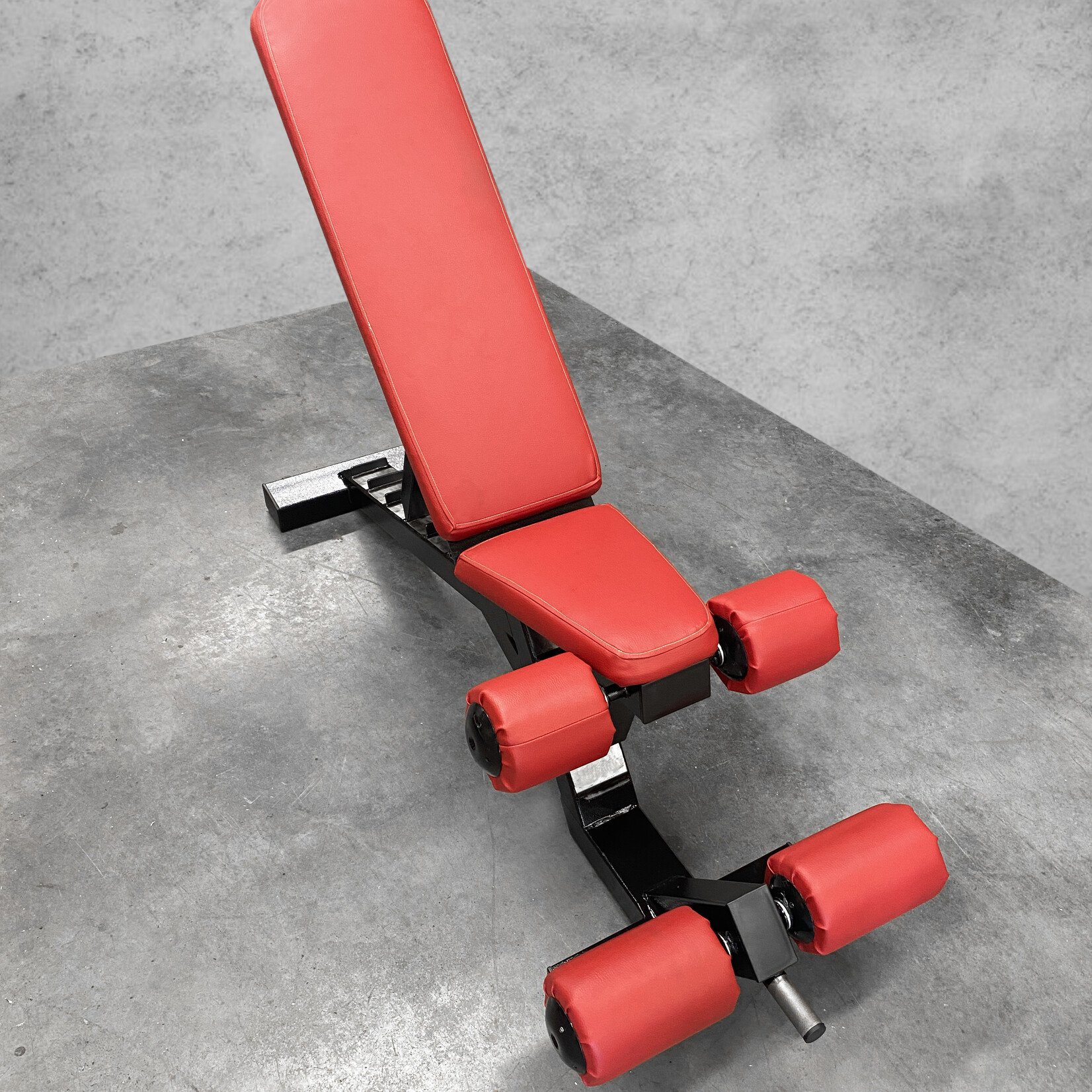 Universal Bench (3J), with transport wheels