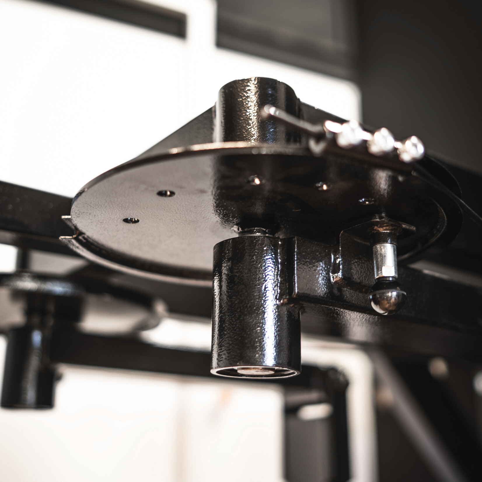 Butterfly und Butterfly Reverse (Pec Deck / Rear Delt) (9M)