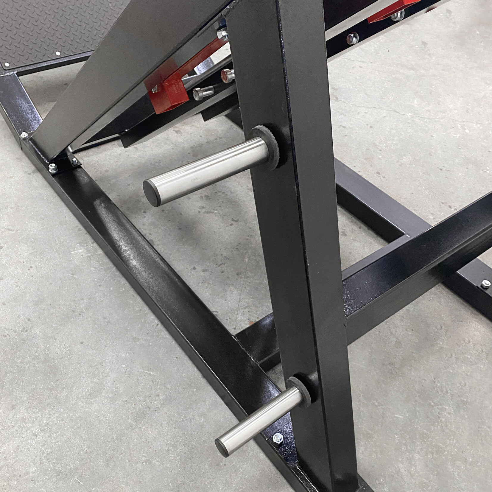 Hackenschmidt Kniebeuge Maschine (1DX) mit verstellbarer Plattform