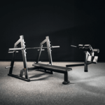 BÄNKE UND TRAINER