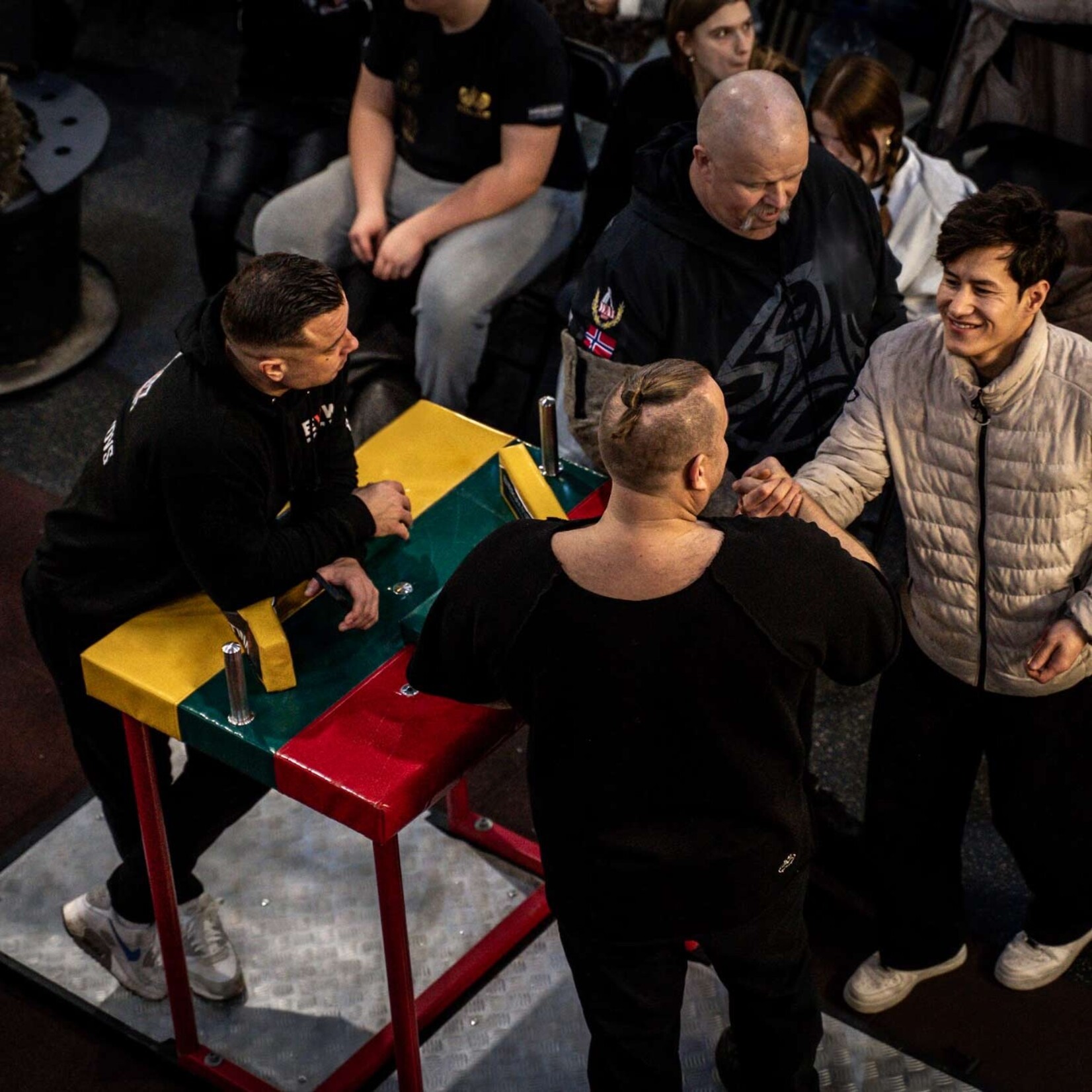 Armwrestling Table (1i)