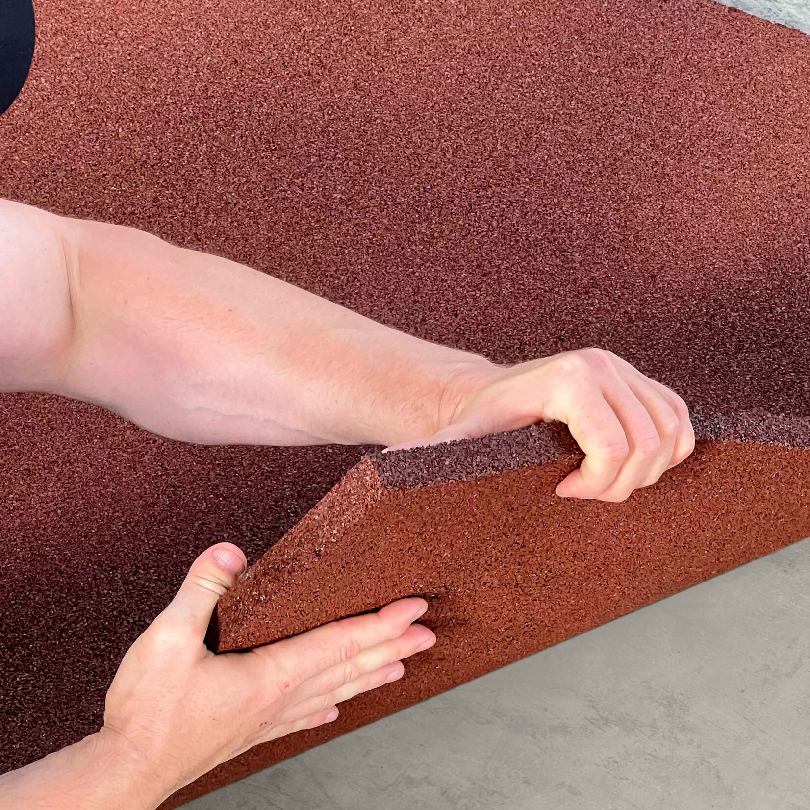 FLX BASE – Gym Flooring FLX BASE STANDARD Gummi-Bodenplatten | Rot (1 m²) – Fitnessboden 20–40 mm