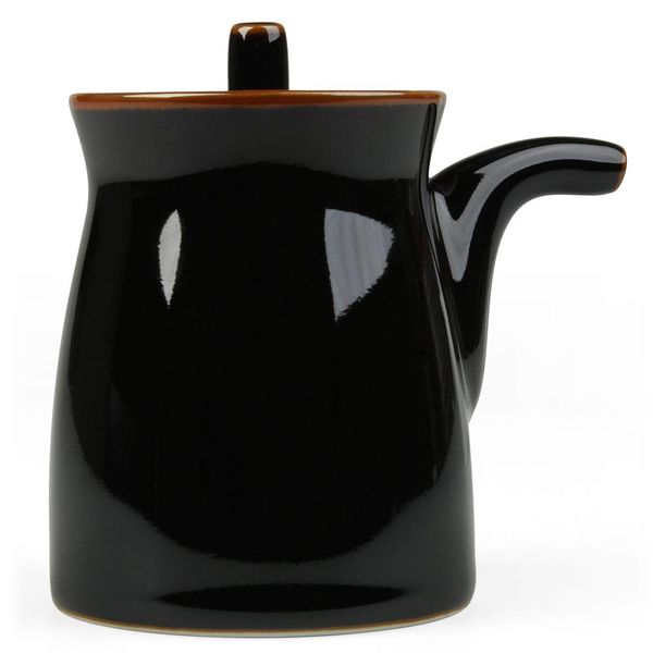 hakusan porcelain g-type soya sauce jug | black – design masahiro mori