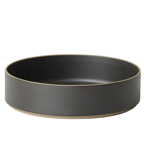 hasami porcelain hasami cylindrical bowl | Ø 22 cm, h 5,5 cm | glazed matt black - design takuhiro shinomoto