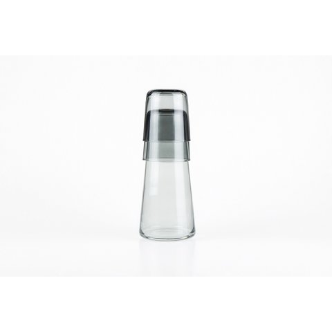 grayscale carafe