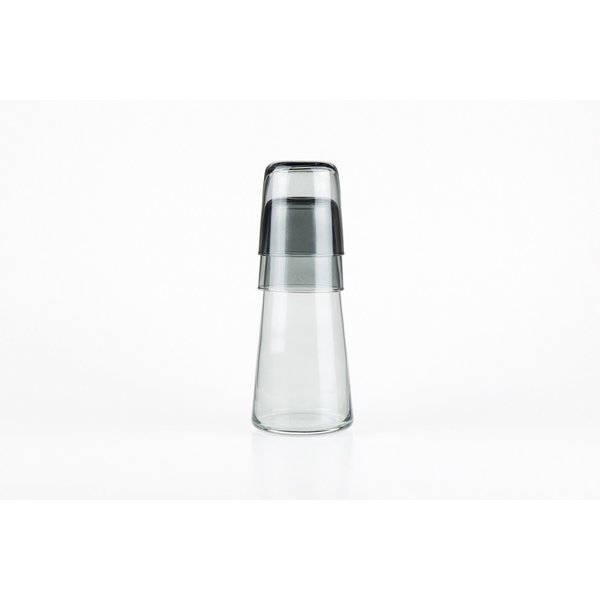  grayscale carafe