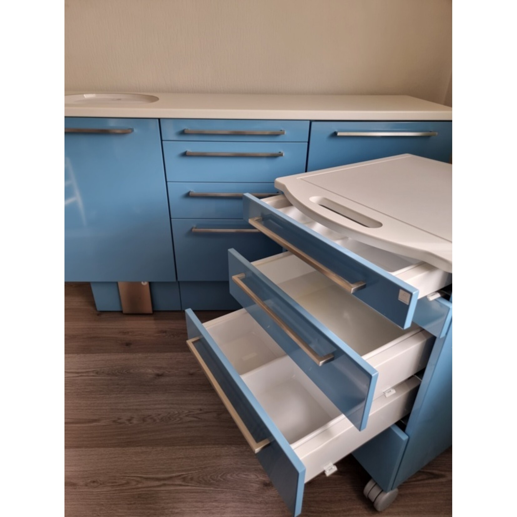 Edarredo OPENPLUS Z/SC Schrankzeile & Rollwagen | Praxisbedarf