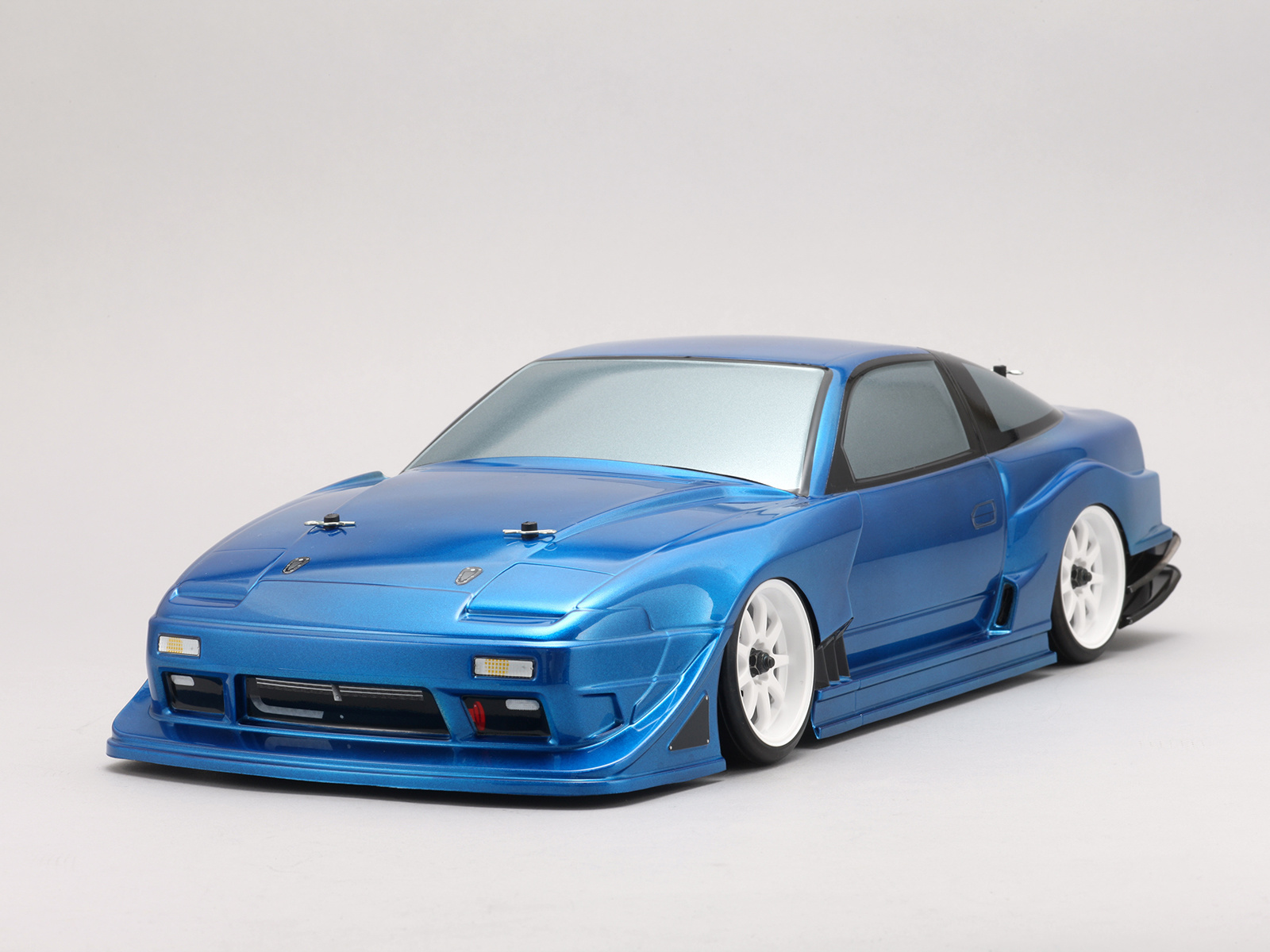 ヨコモ YOKOMO NISSAN 180SX 1/10サイズラジドリ ラジコン用ボディ