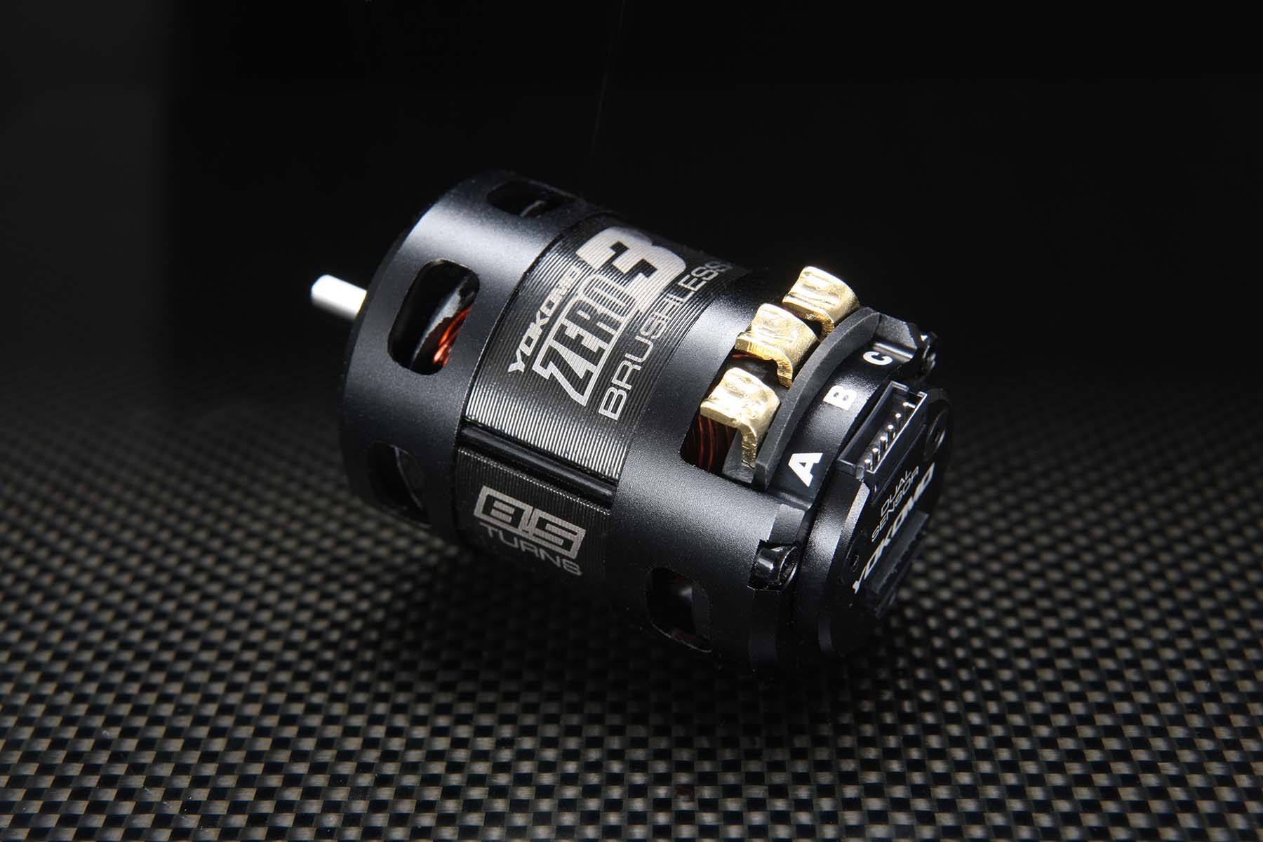 Yokomo ZERO 3 Blushless Motor 8.5T Yokomo ZERO 3 Blushless Motor 8.5T