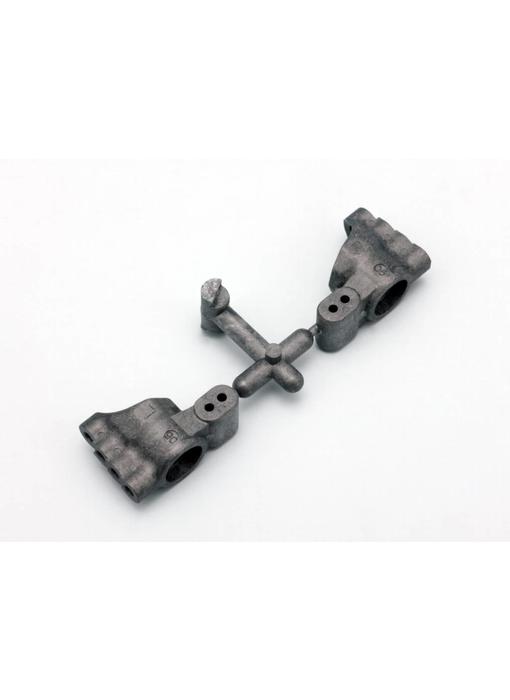 Yokomo Graphite Rear Hub Carrier Toe-In 0.5° (1set)