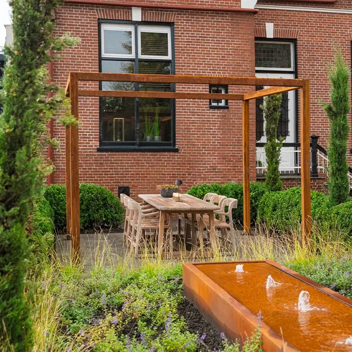 Nieuw! Cortenstaal en gecoatstalen pergola's