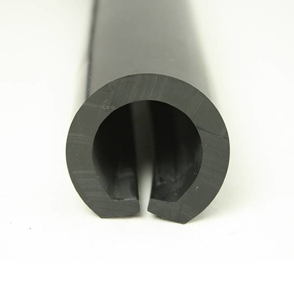 PVC Stootrand boot, type U 204  (Per meter)