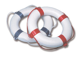 Reddingsboei rond PVC