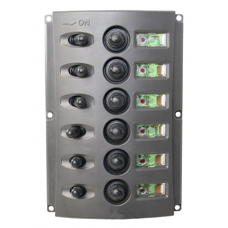 Schakelpaneel met 6 tuimelschakelaars en 6 stroomonderbrekers (3x aan-uit 10A en 3x aan-uit 5A)