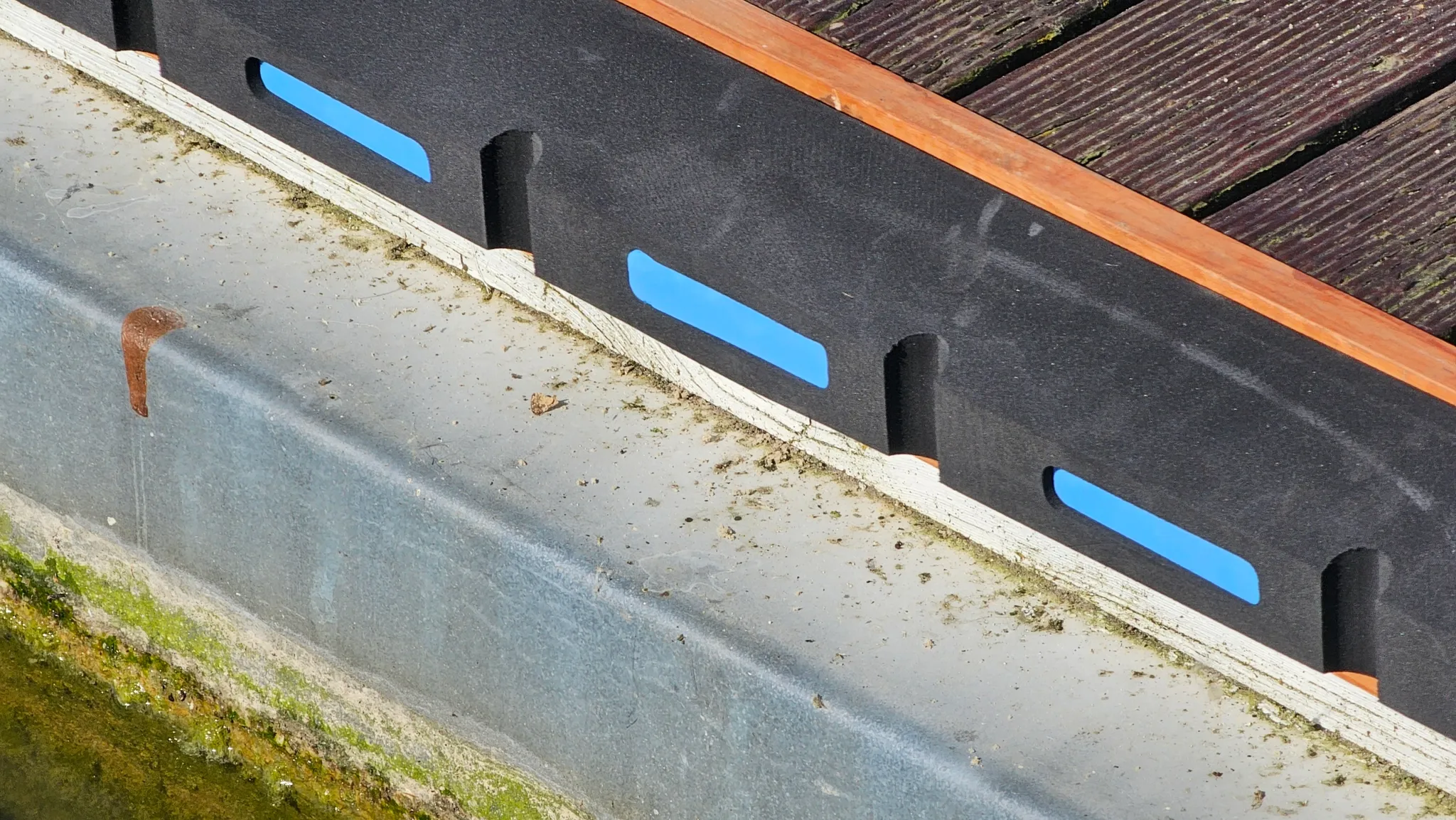 Steigerfender - EVA foam - 100 x 12 x 6 cm  - waterdicht