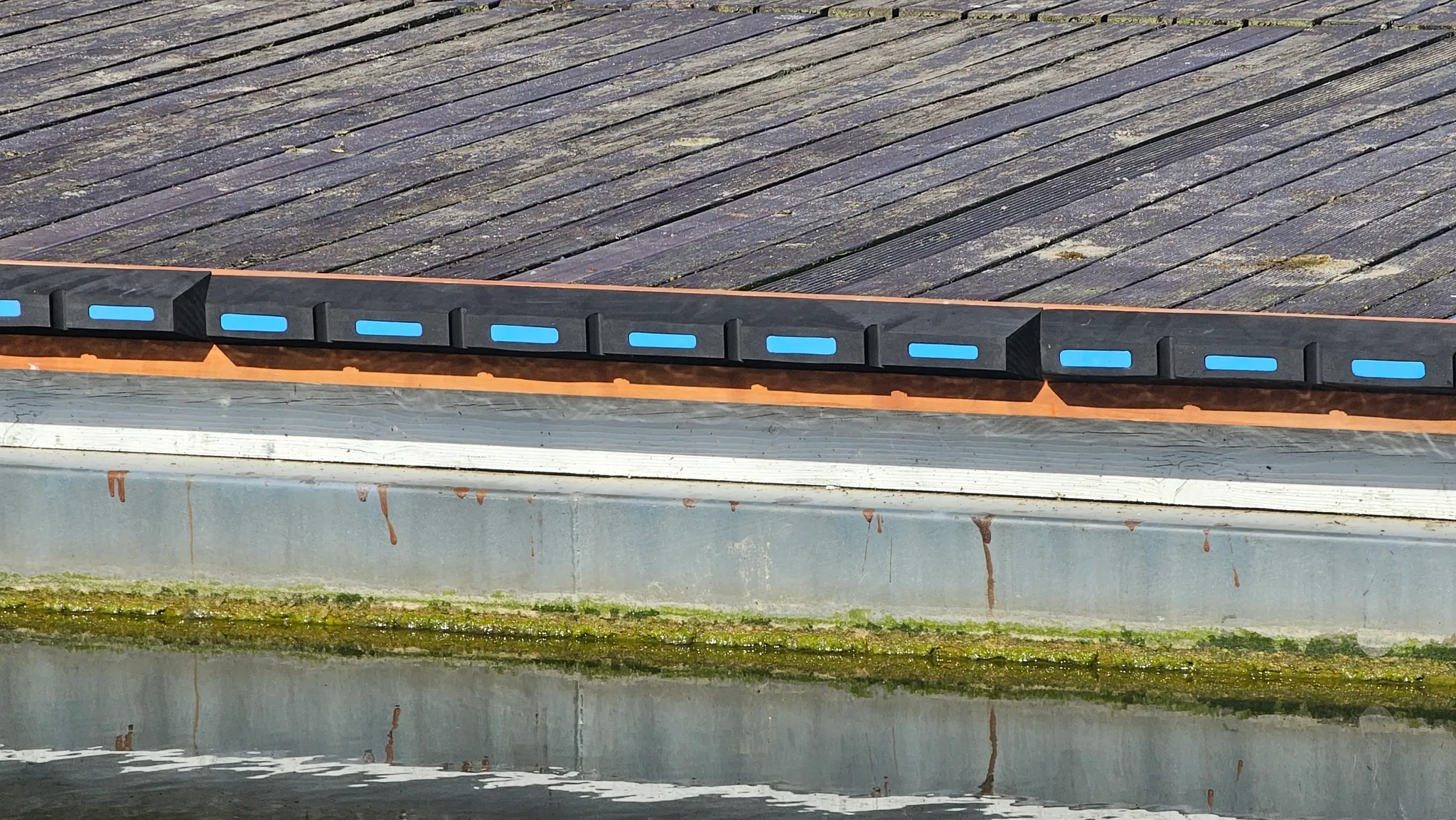 Steigerfender - EVA foam - 100 x 12 x 6 cm  - waterdicht