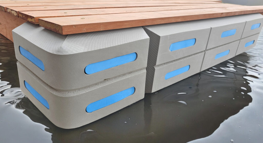 Steigerfender - EVA foam - 100 x 22 x 6 cm  - waterdicht