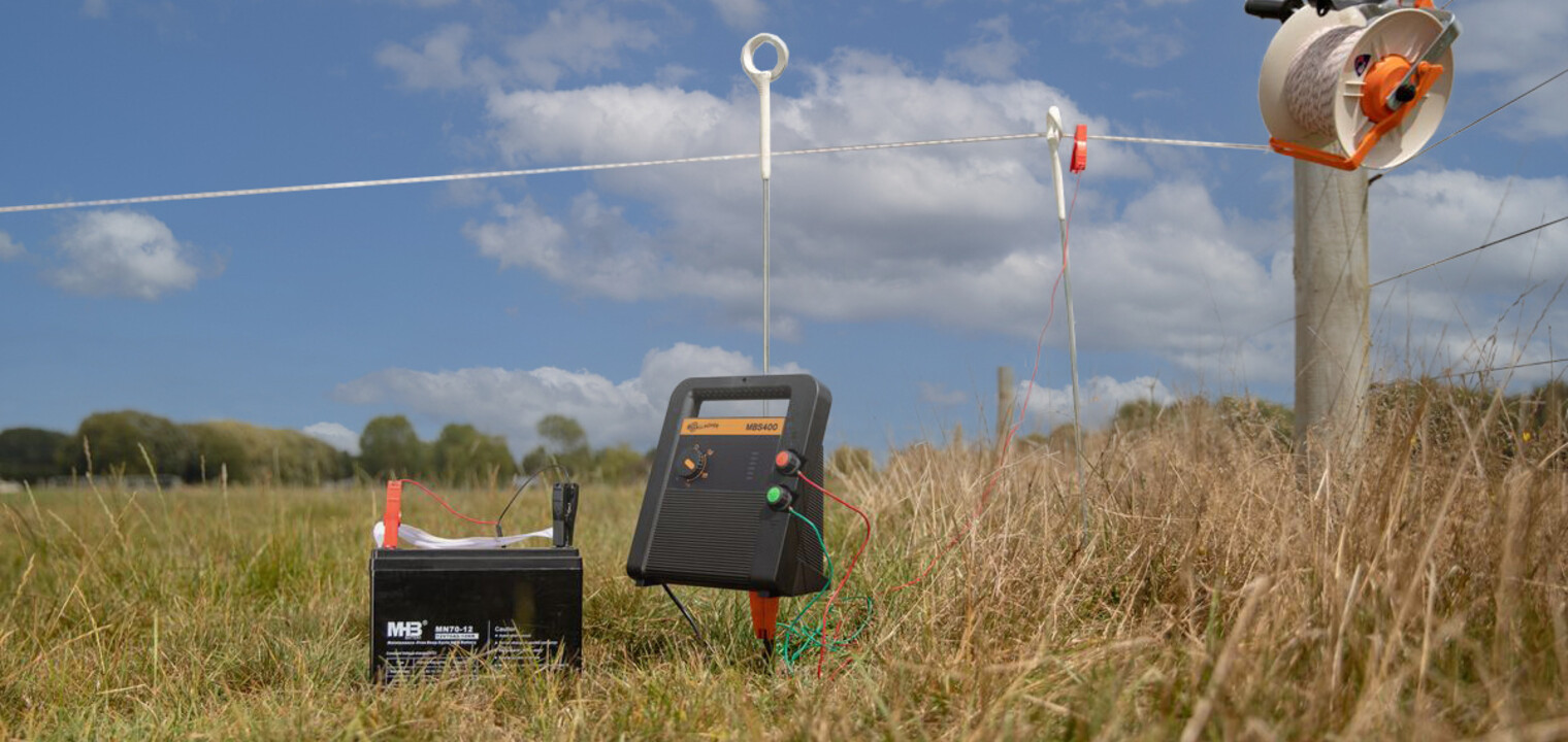 9V vs. 12V Batteries – Which One is Right for Your Electric Fence?