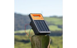 Gallagher S30Li Lithium Solar Electric Fence Energiser - up to 3km - 3x Faster Charging