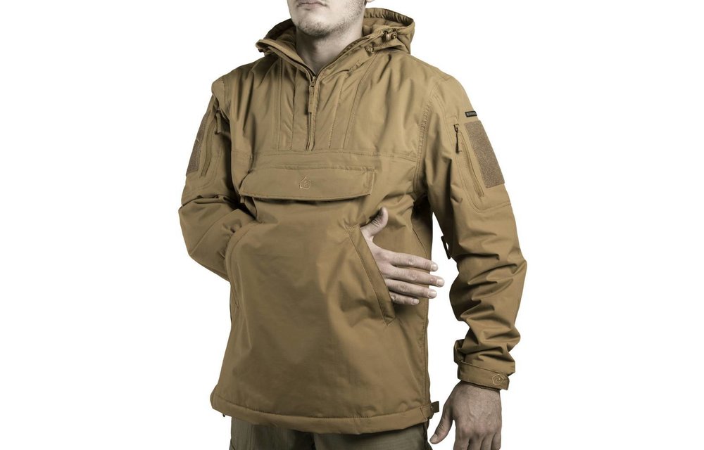 UTA Anorak (Black)