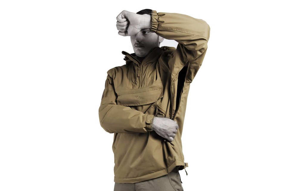 UTA Anorak (Black)