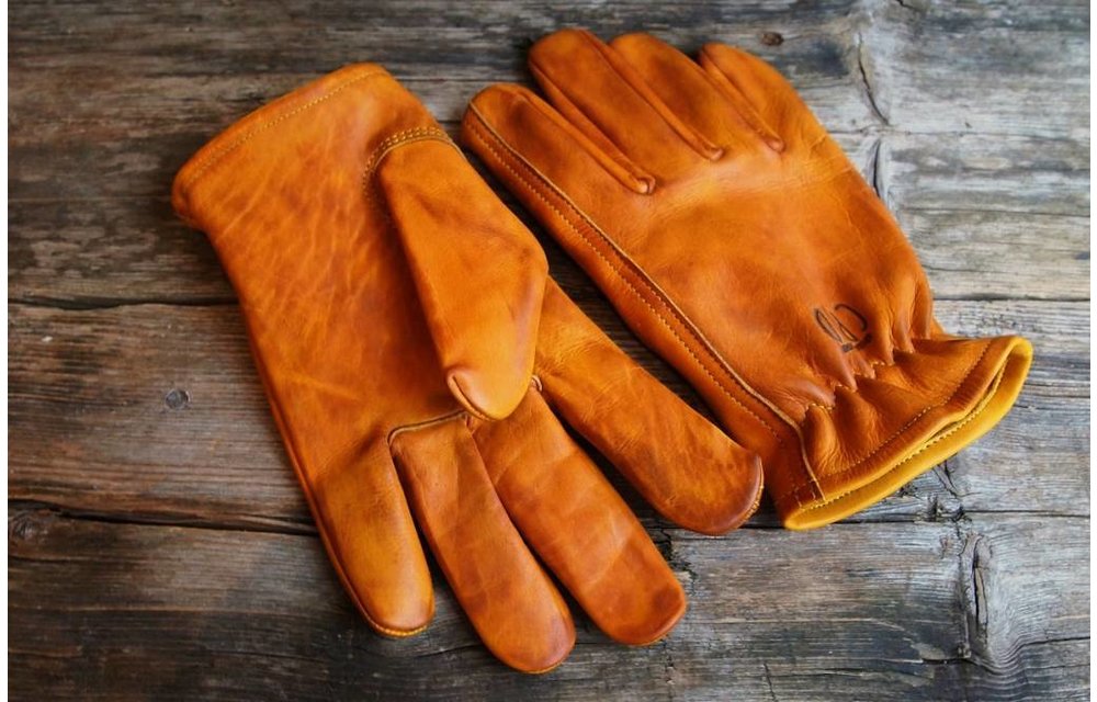 Gjöra Gloves