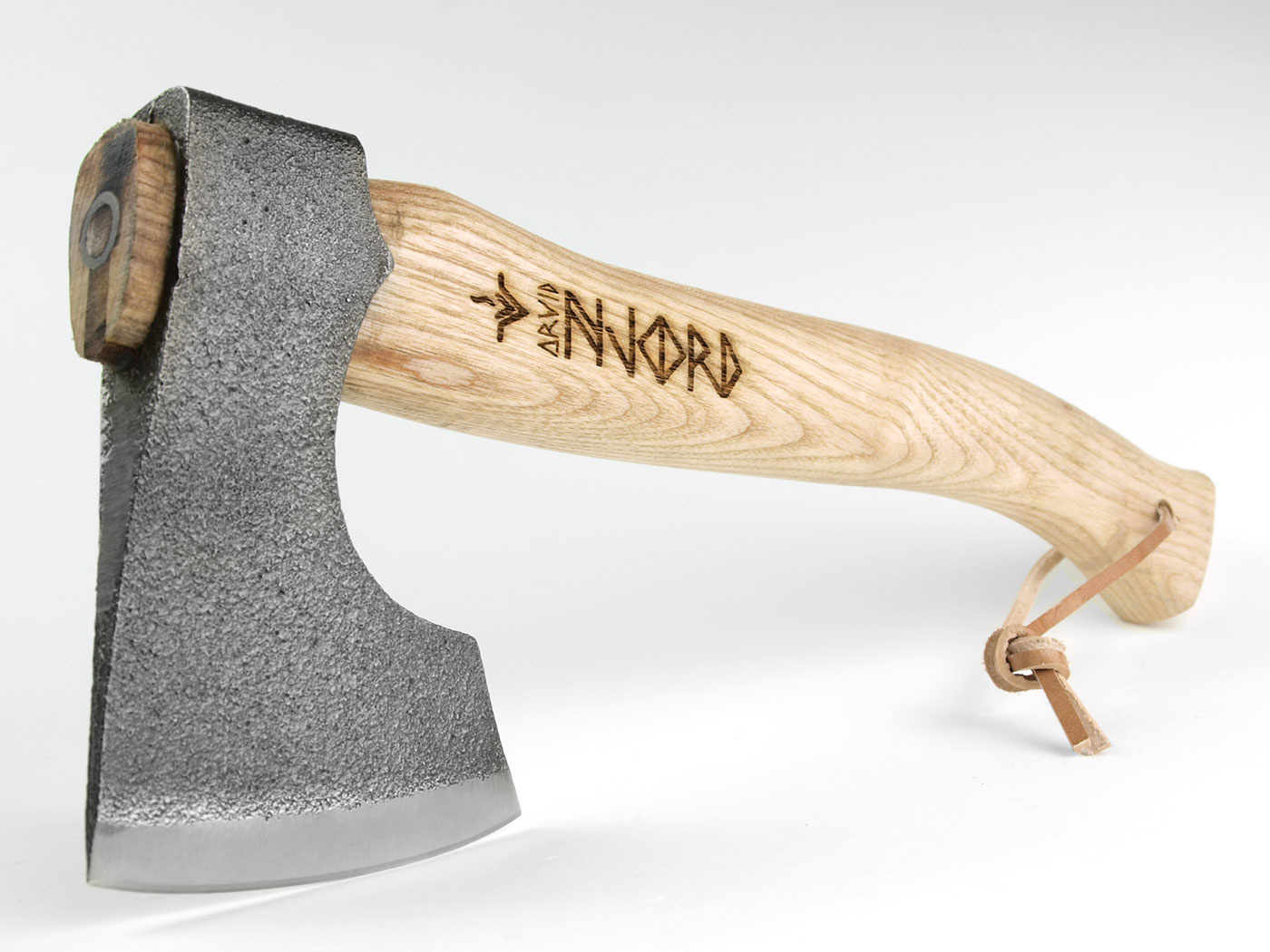 Arvid Universal Axe (Medium)