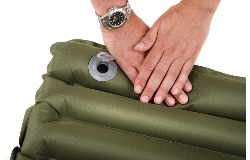 Air Mat With Foot Pump (Blue)