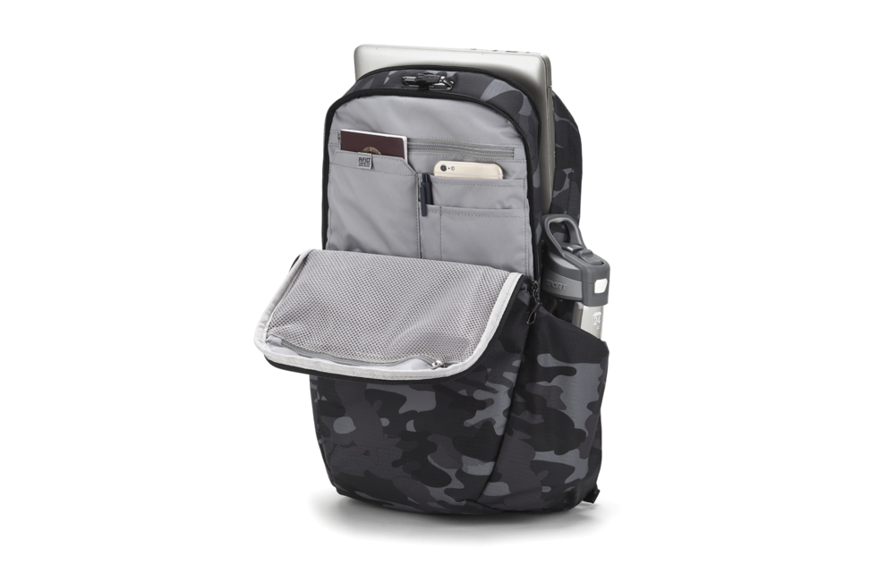 Vibe 25 Backpack (Camo)