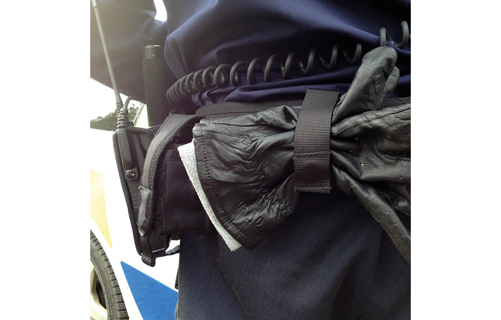 Glove Holder Pouch (Black)