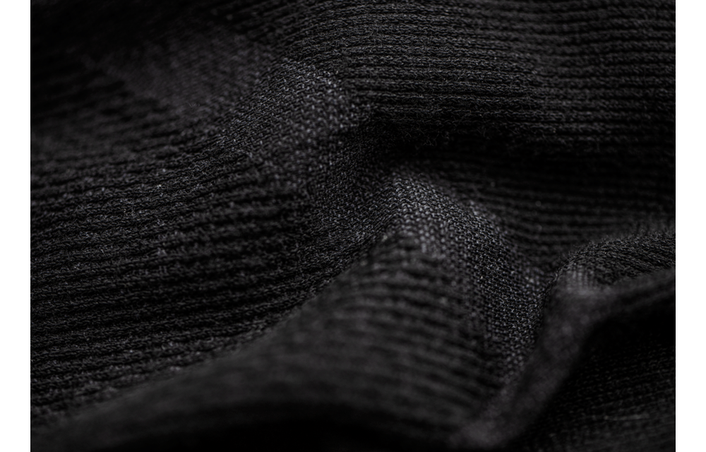 Merino Seamless Shirt LS (Black)