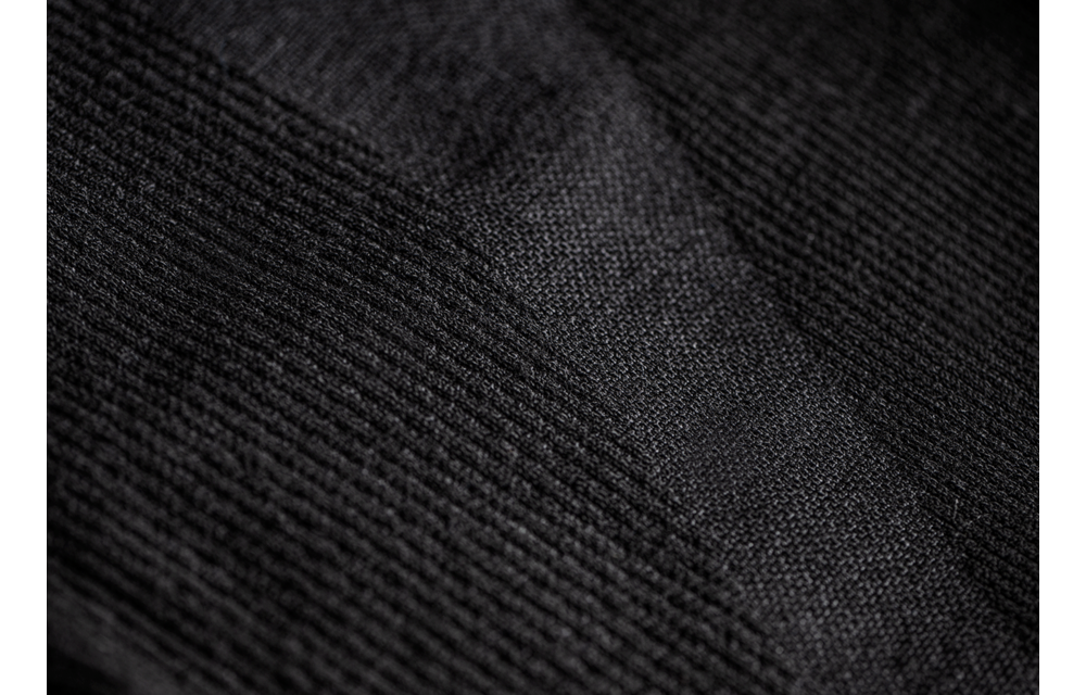 Merino Seamless Shirt LS (Black)