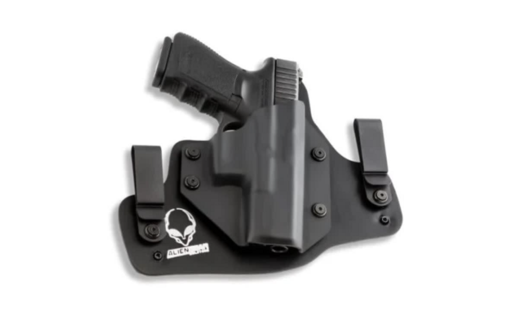 Cloak Tuck 3.5 IWB Holster Glock G17 Streamlight TLR-1