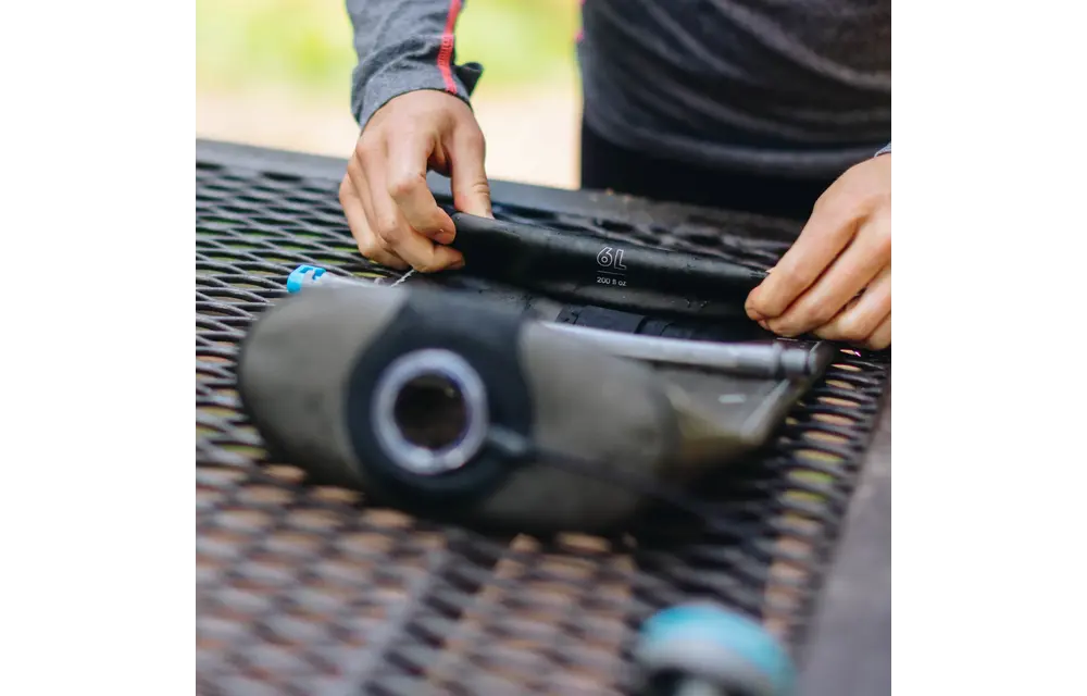 Seeker 10L (Mammoth Grey)