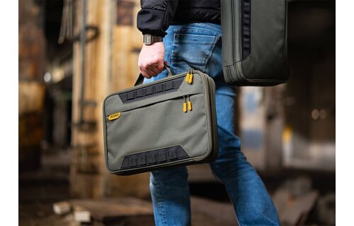 Range Bag 18L with Integrated Maintenance Mat (Dark Green)