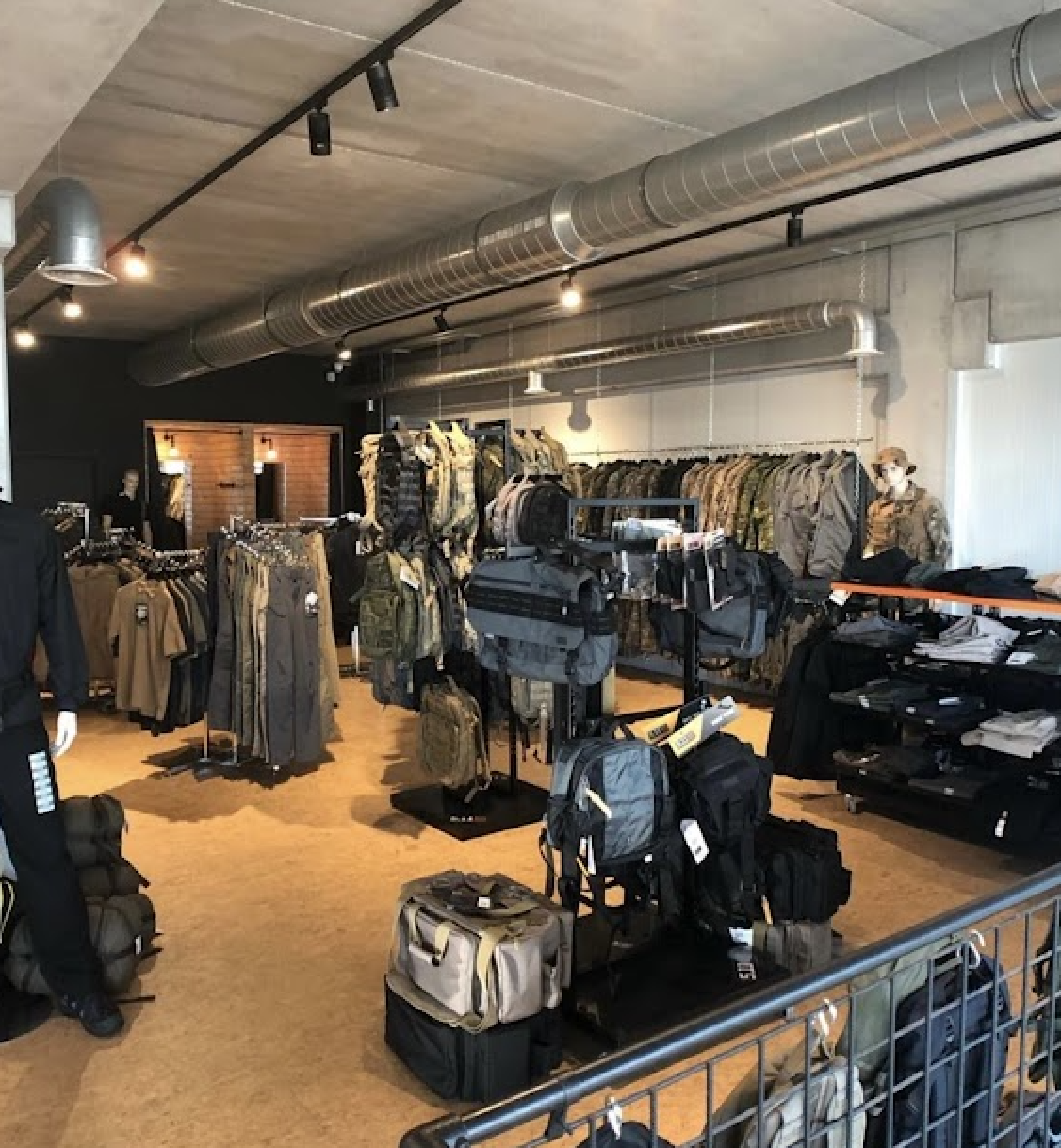 Magasin et showroom BELGEAR à Poperinge