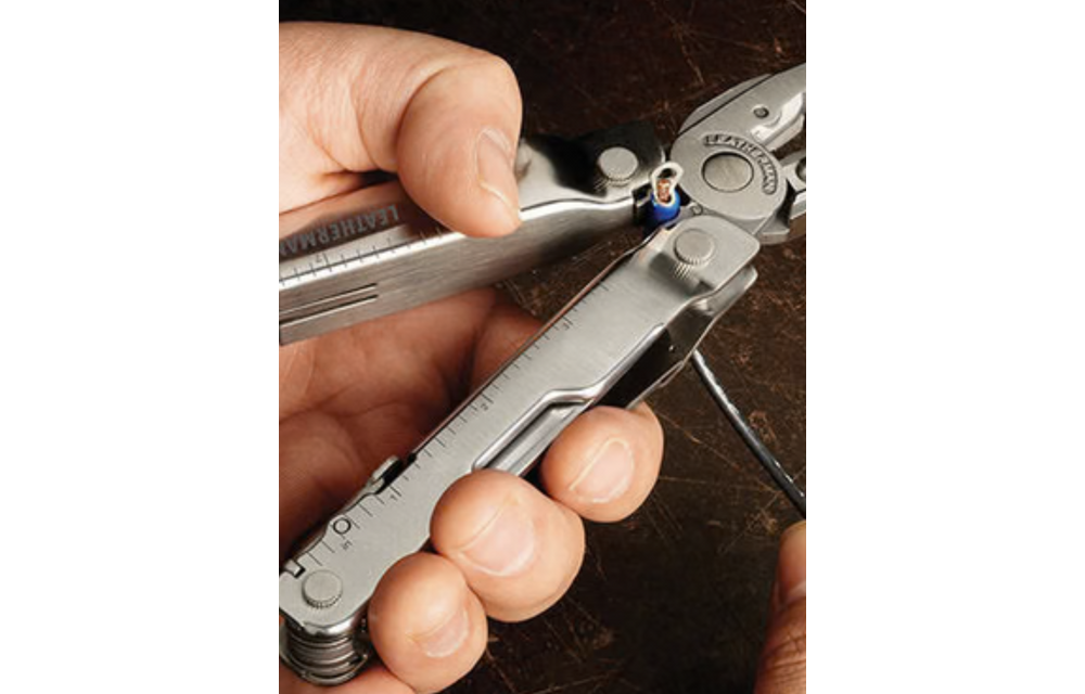 Super Tool 300 (Black)