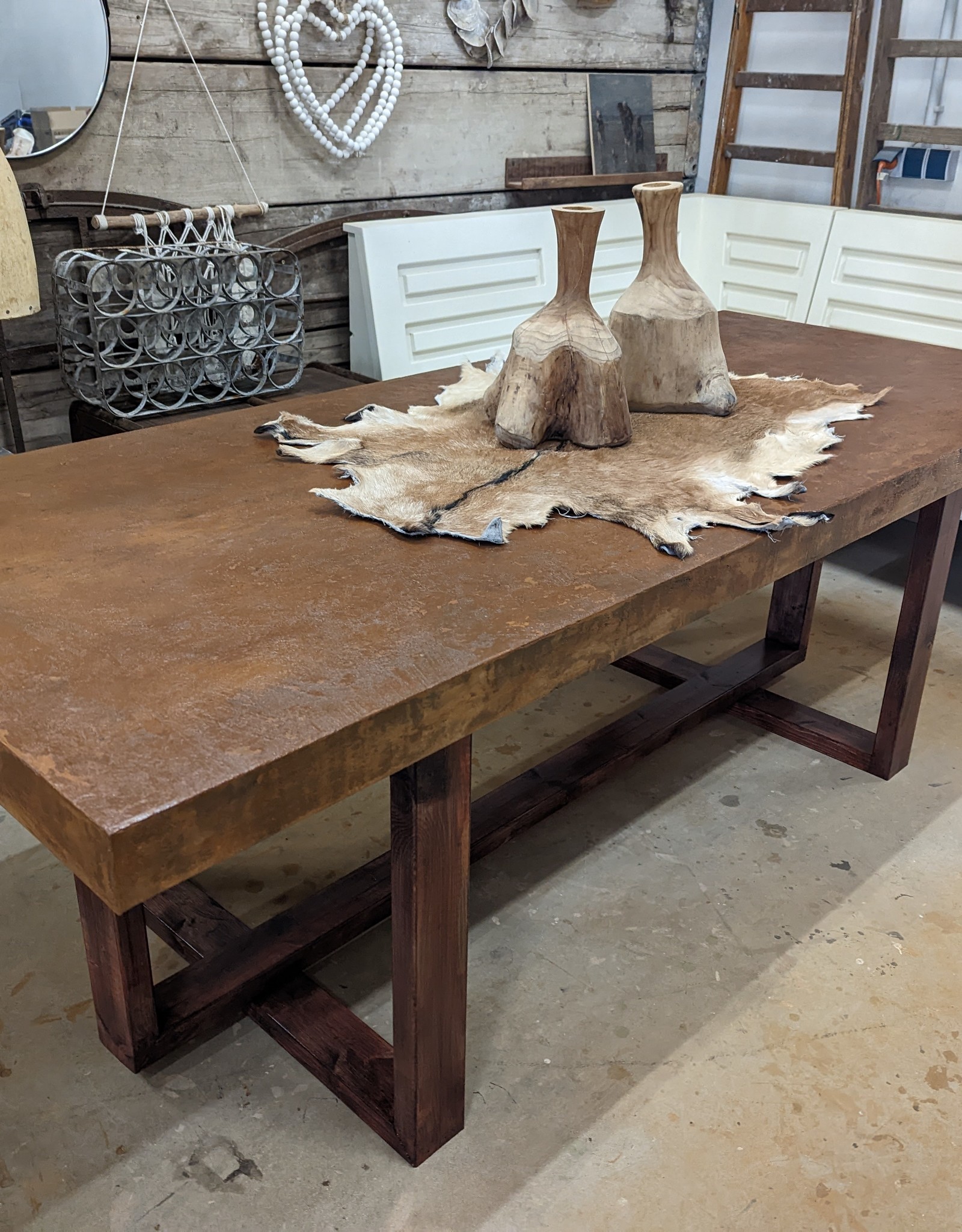 Mortex Concrete Stucco Table Rust look