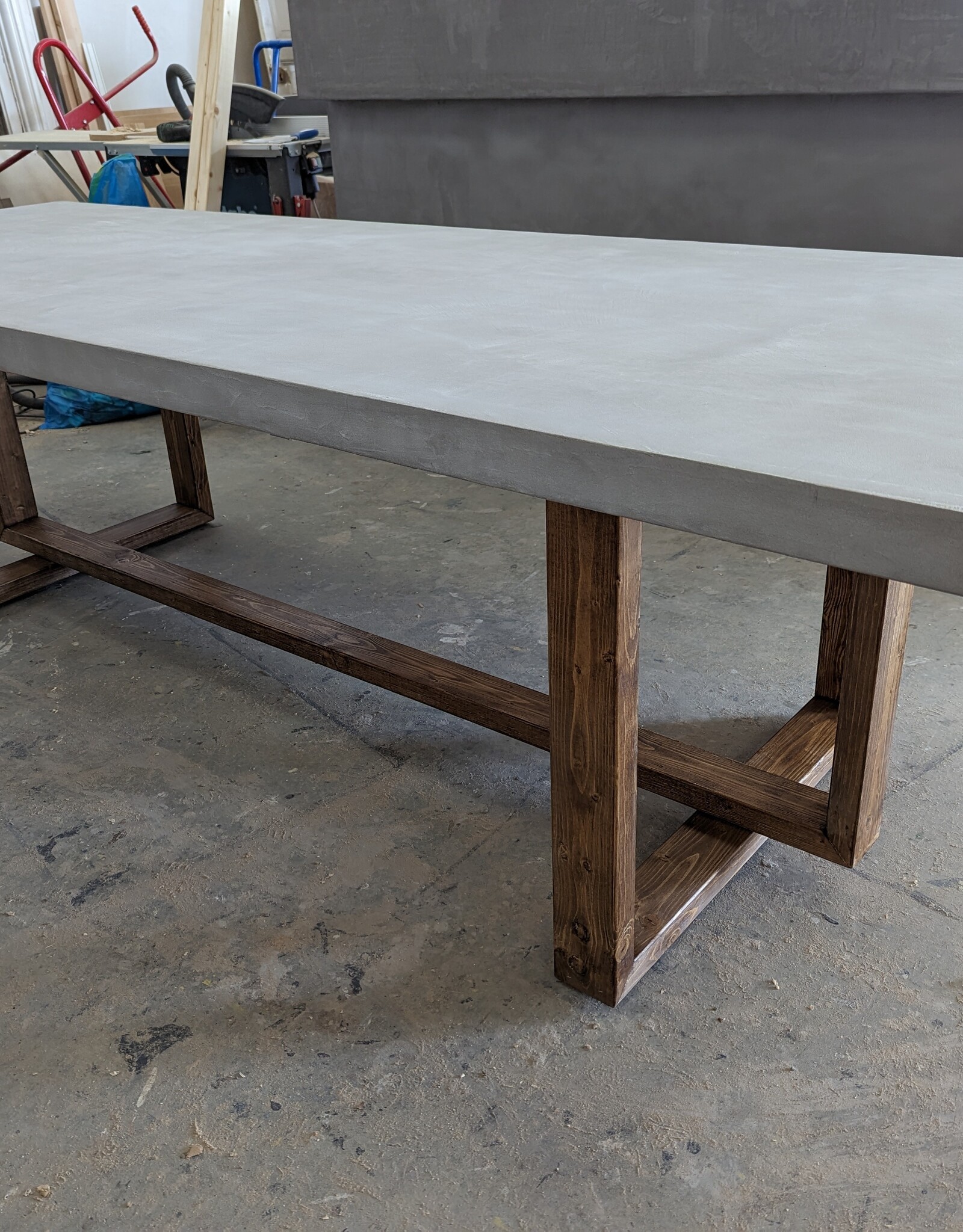 Mortex Gewachster Beton Tisch