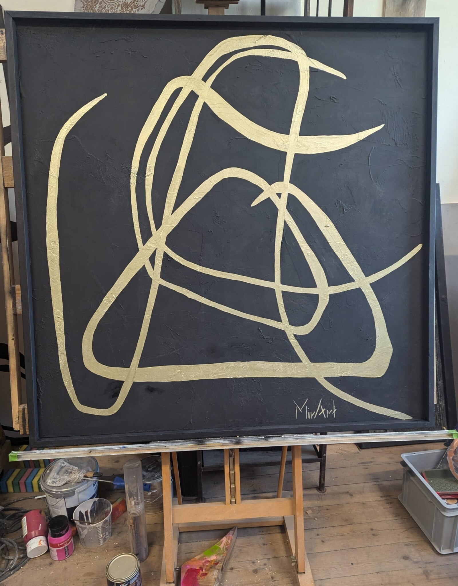 Art Object:  Triangle in Gold