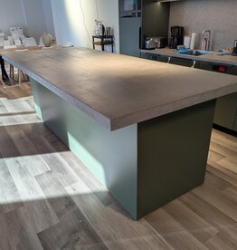 Keukeneiland / Bar met Beton Ciré Mortex werkblad