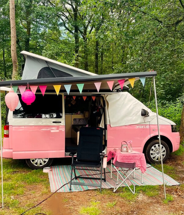 kleurrijk kampeerkleed