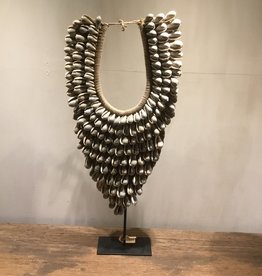 Schelpenketting grijs
