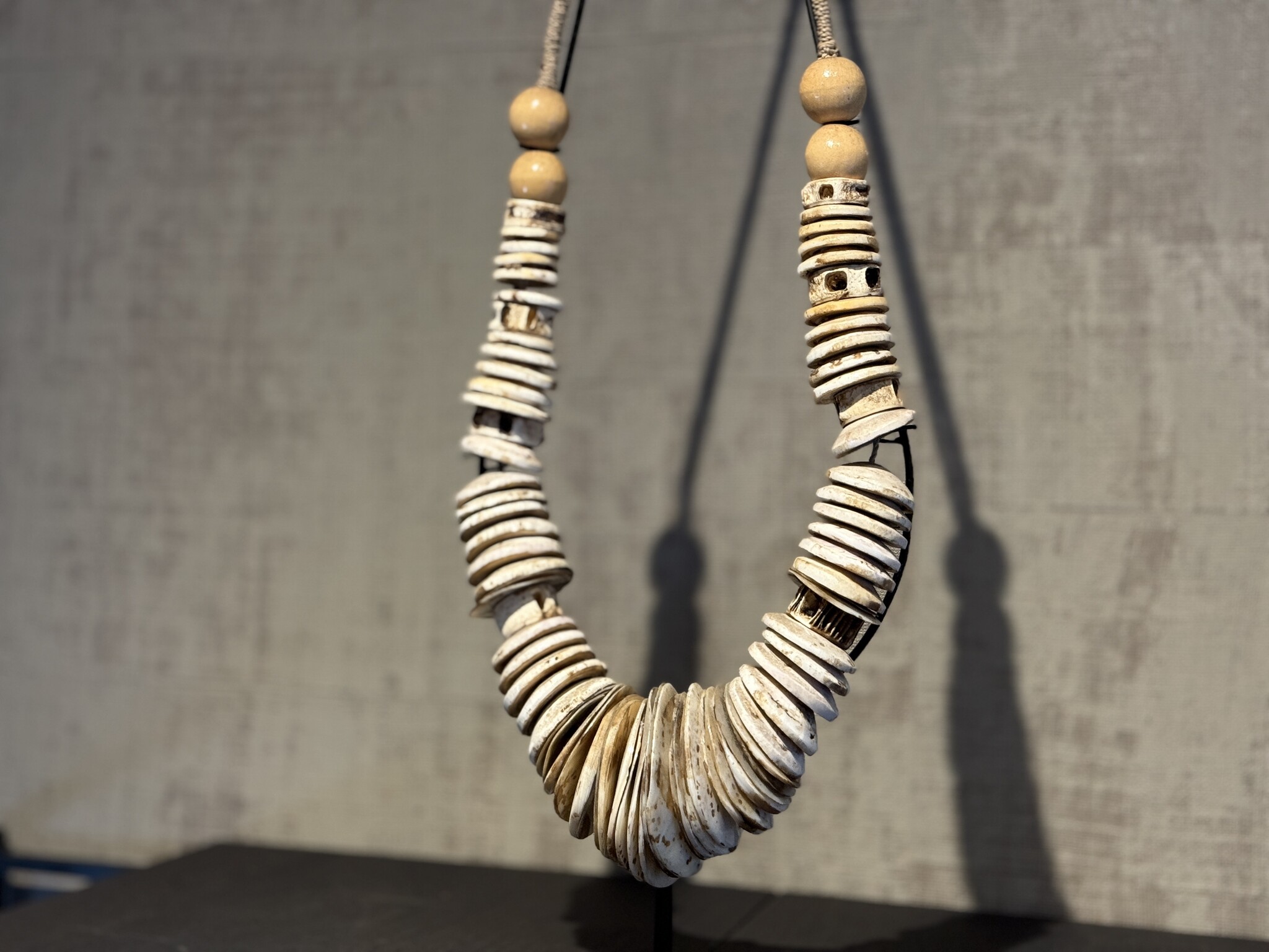 De appelgaard gemeleerde schelpen ketting