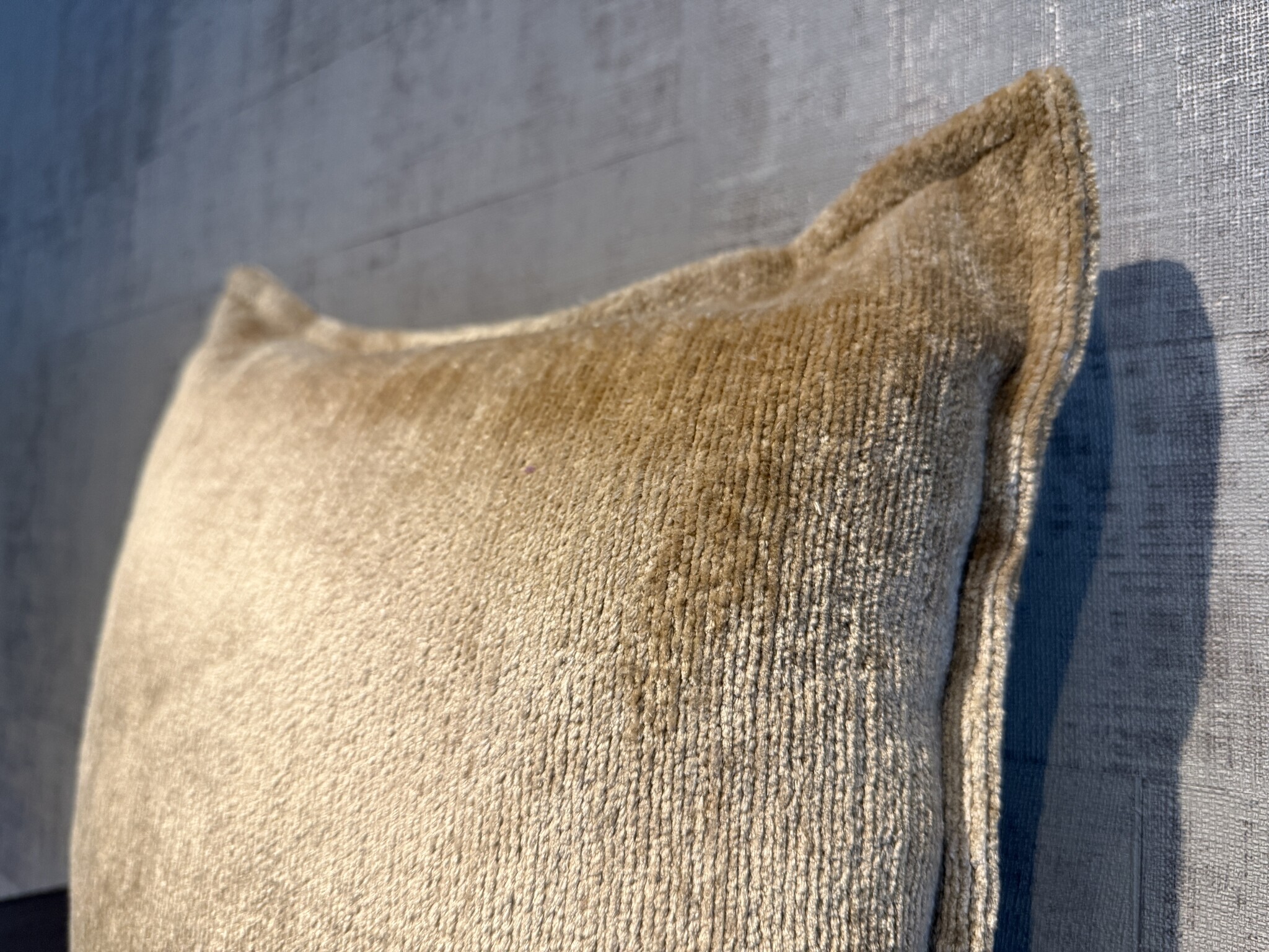 Omar sierkussen Yasmin